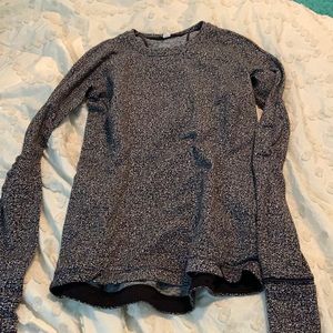 Long sleeve Lululemon top